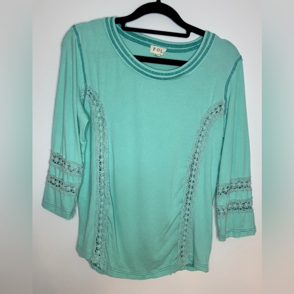 POL Tops - POL Women's Aqua Lace Accent Long Sleeve Top